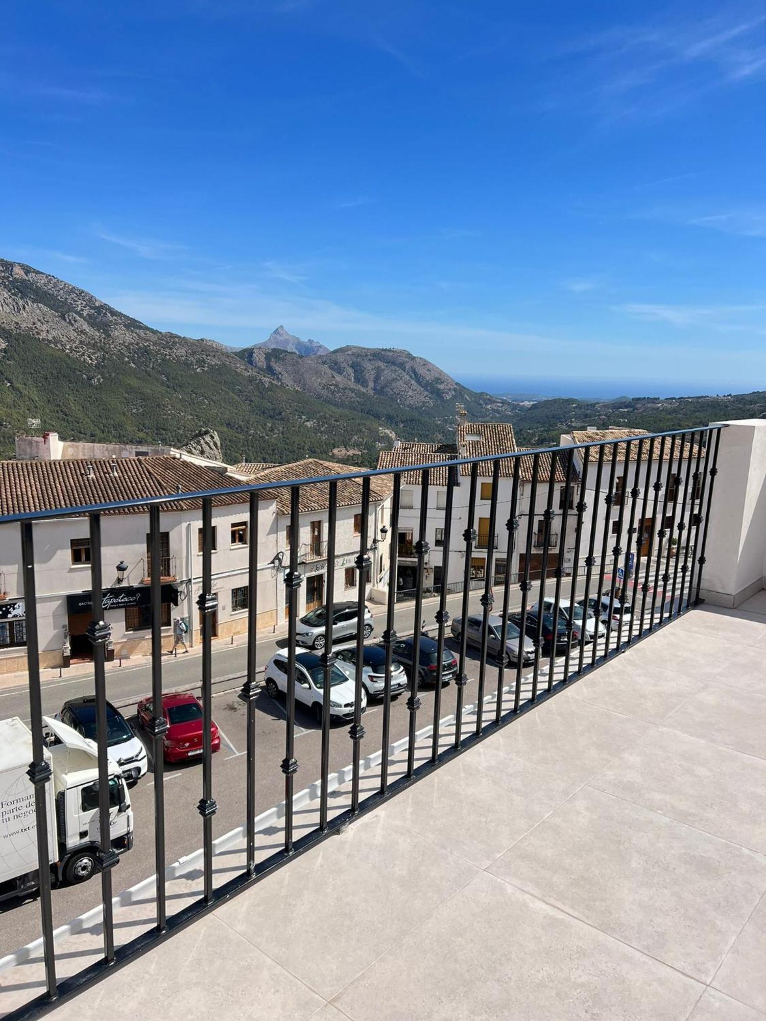 Olcina Apartment